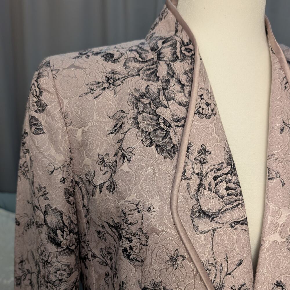Silk Cotton Pink Floral Blazer - NWT - Picture 3 of 6